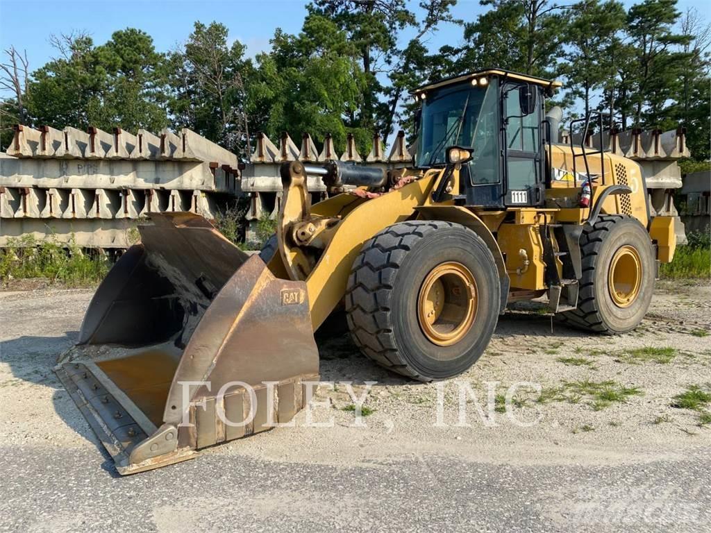 CAT 972M Kolesni nakladalci