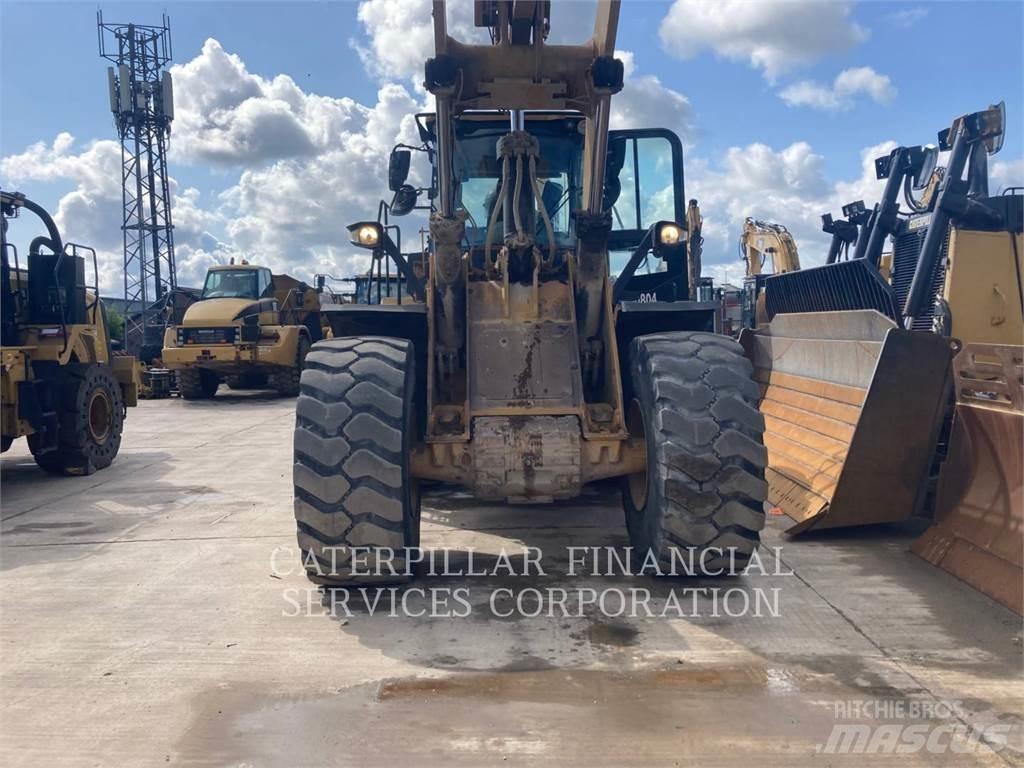 CAT 972M Kolesni nakladalci