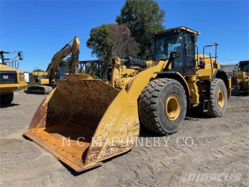 CAT 972M Kolesni nakladalci