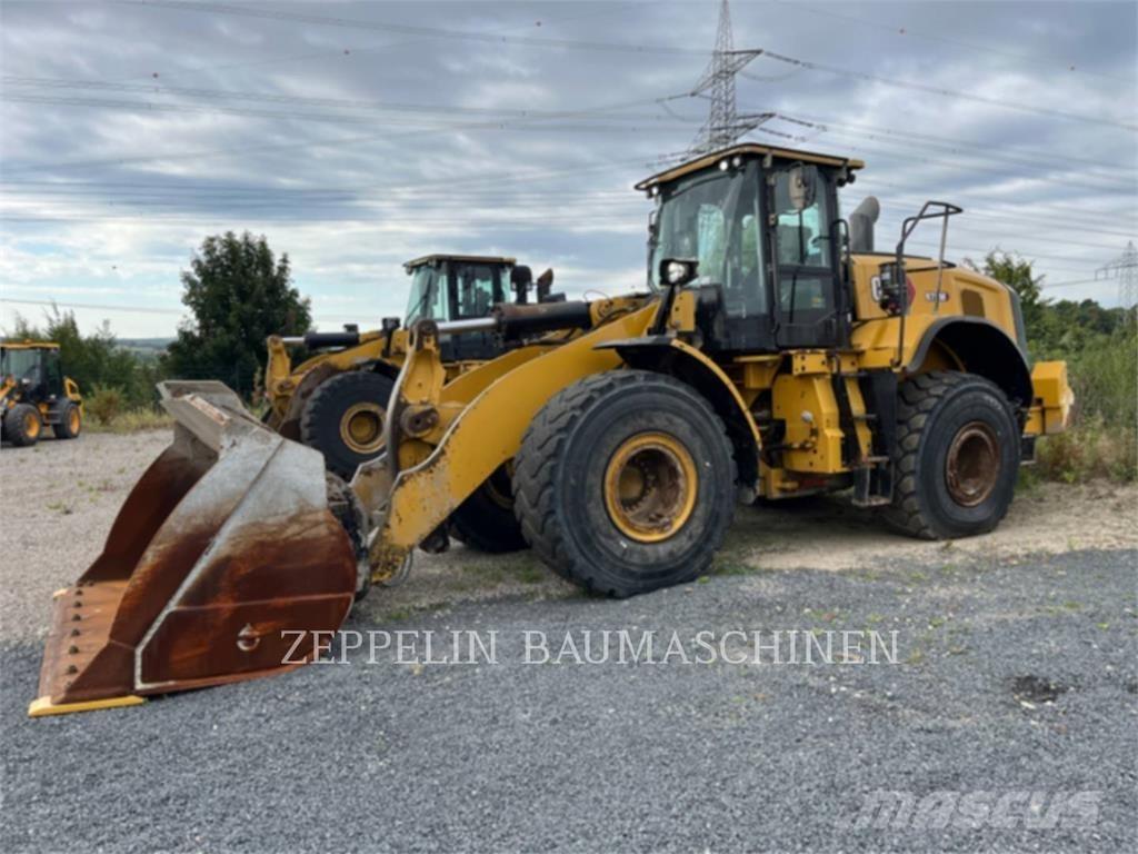 CAT 972M Kolesni nakladalci