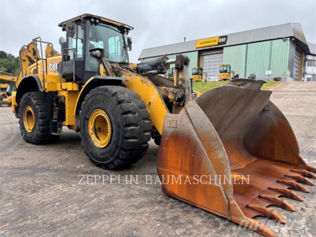 CAT 972M Kolesni nakladalci