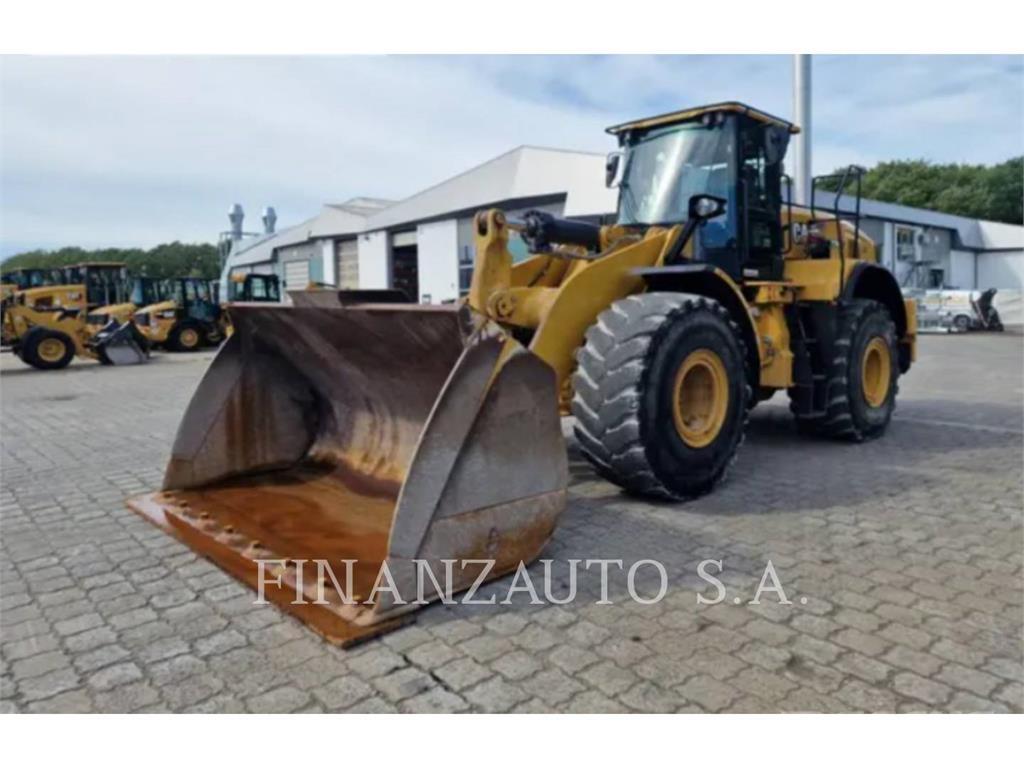 CAT 972M Kolesni nakladalci