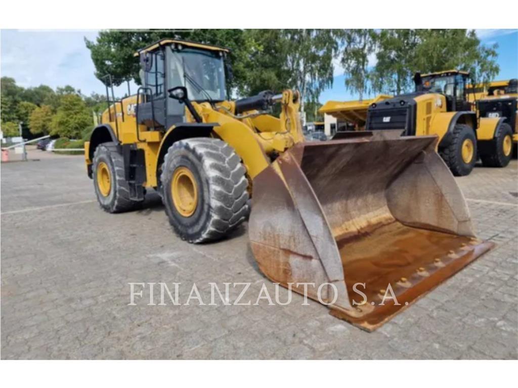 CAT 972M Kolesni nakladalci