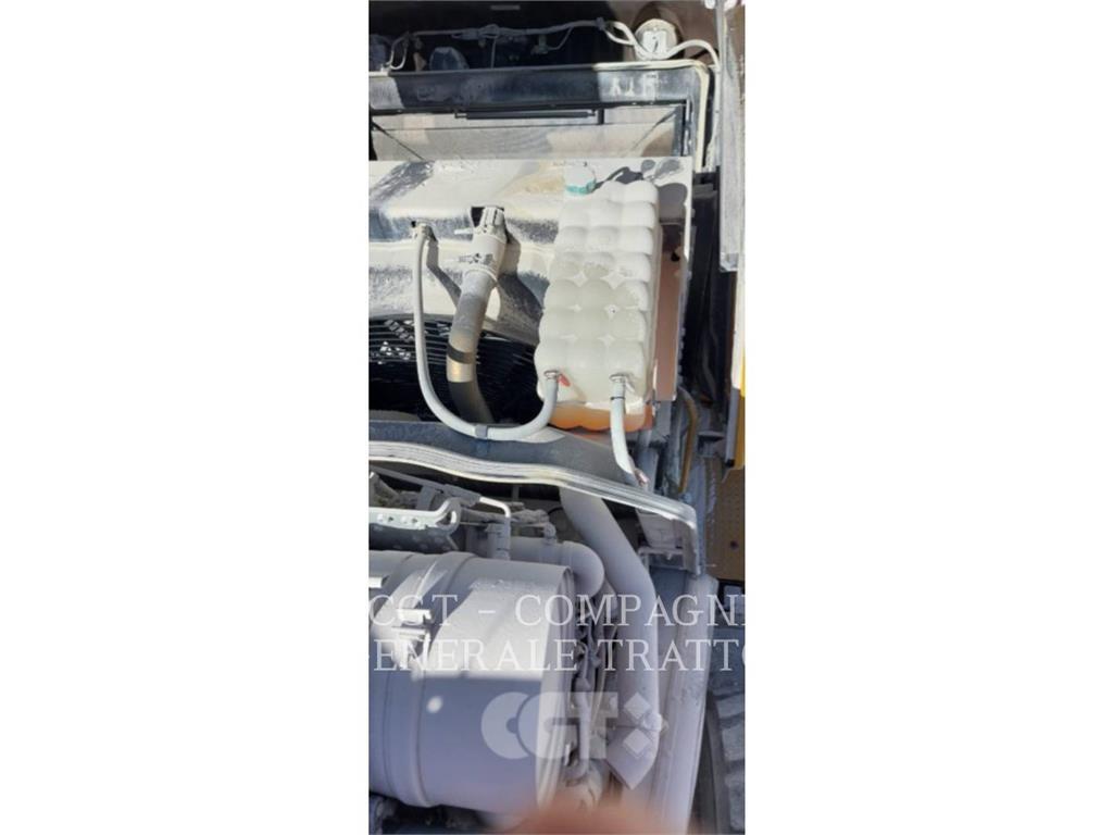 CAT 972M XE Kolesni nakladalci