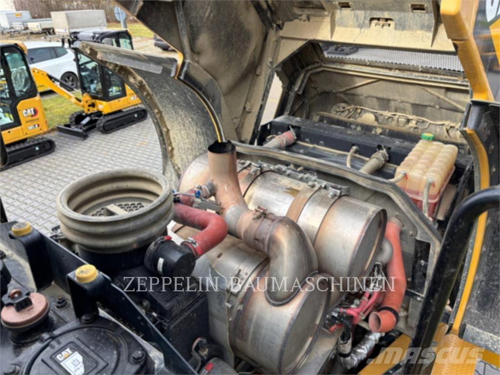 CAT 972MXE Kolesni nakladalci