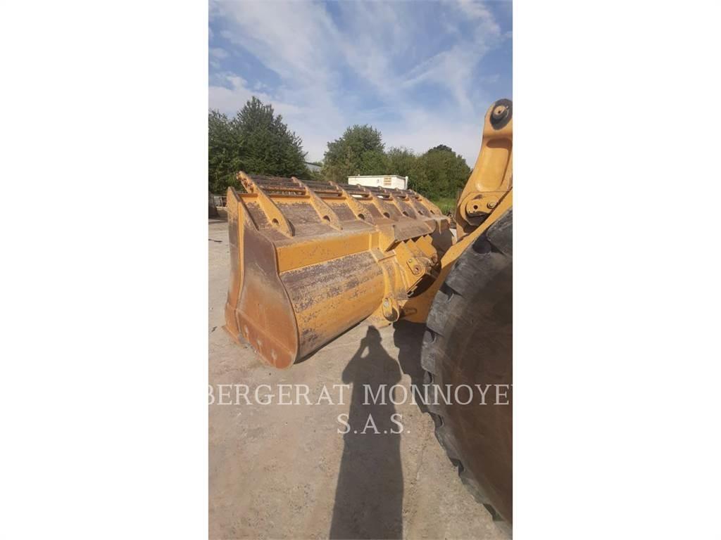 CAT 980 Kolesni nakladalci