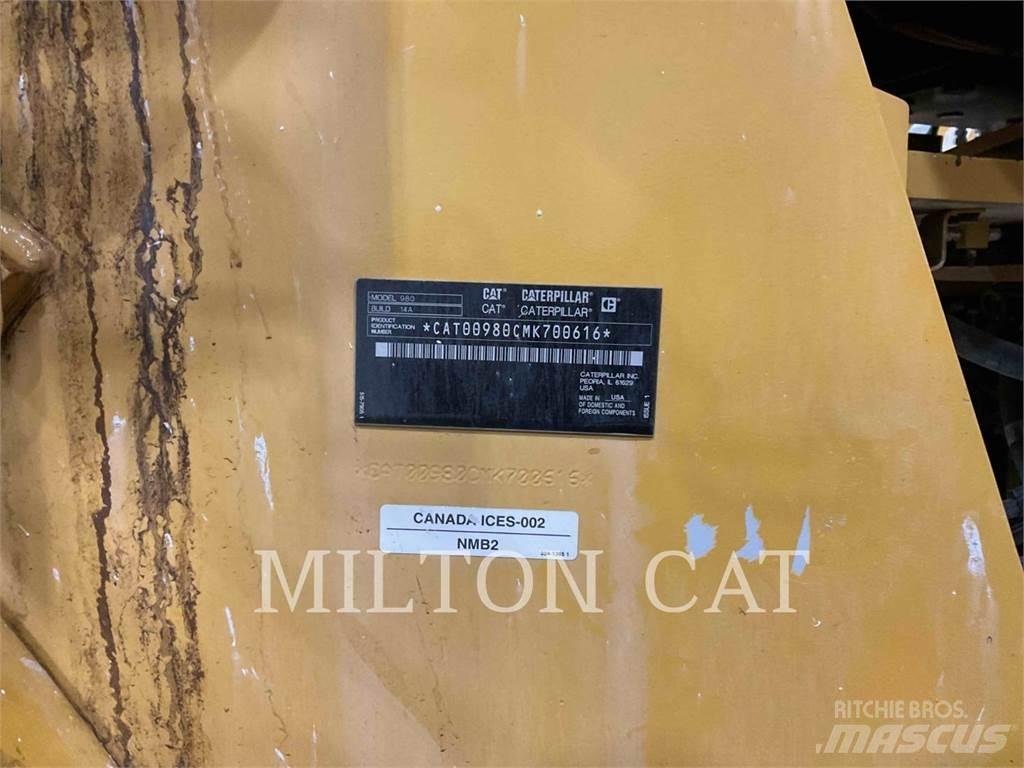CAT 980 Kolesni nakladalci