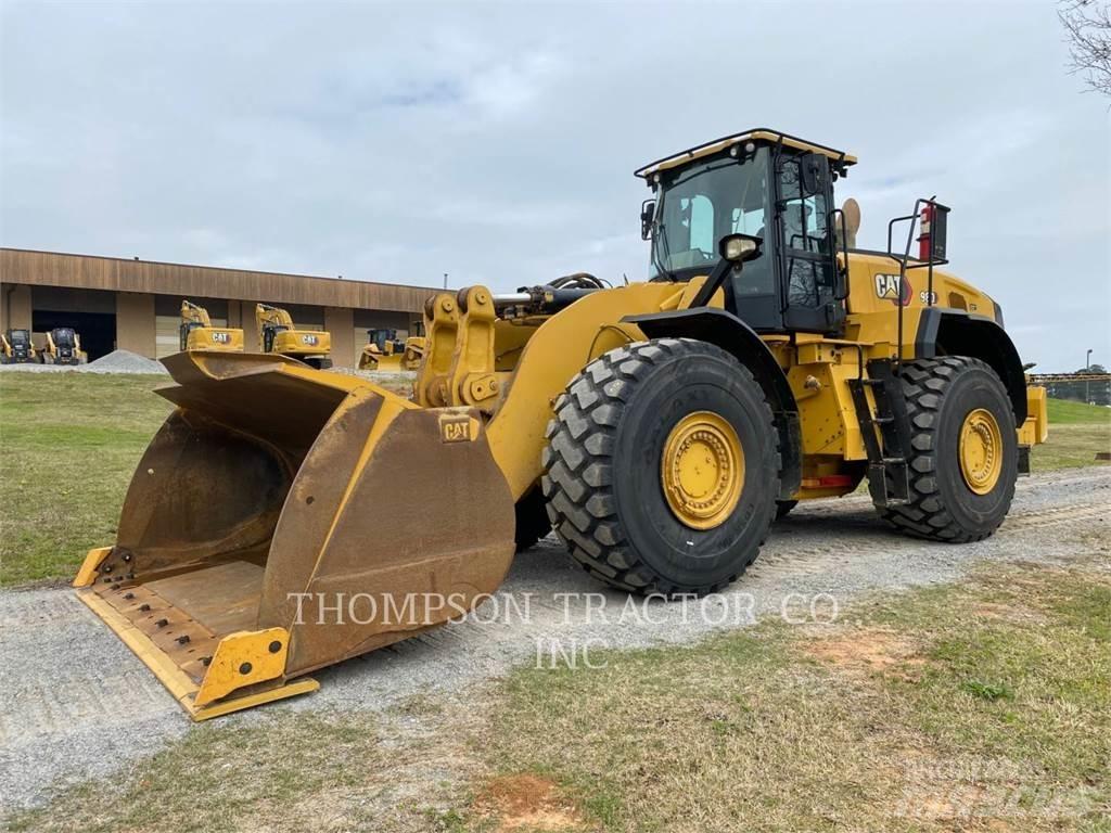 CAT 980 Kolesni nakladalci