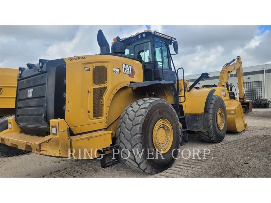 CAT 980 Kolesni nakladalci