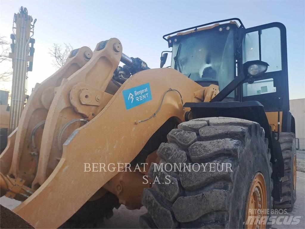 CAT 980 Kolesni nakladalci