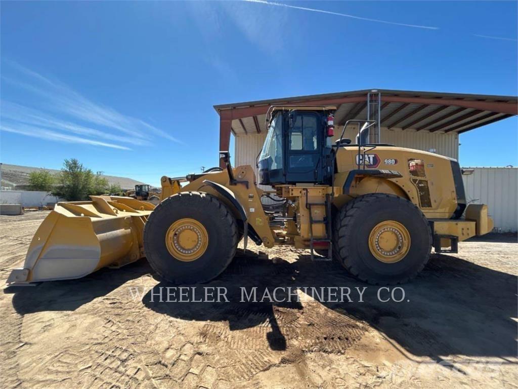CAT 980 Kolesni nakladalci