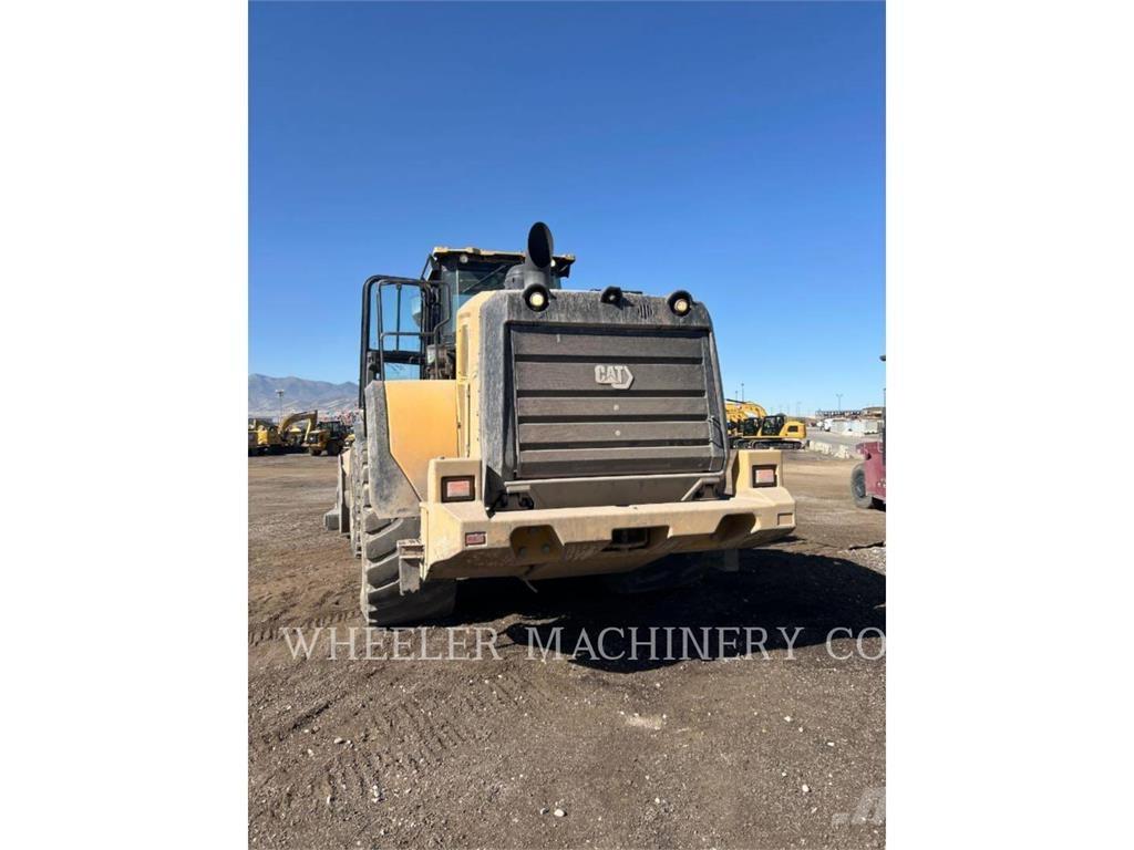 CAT 980 Kolesni nakladalci