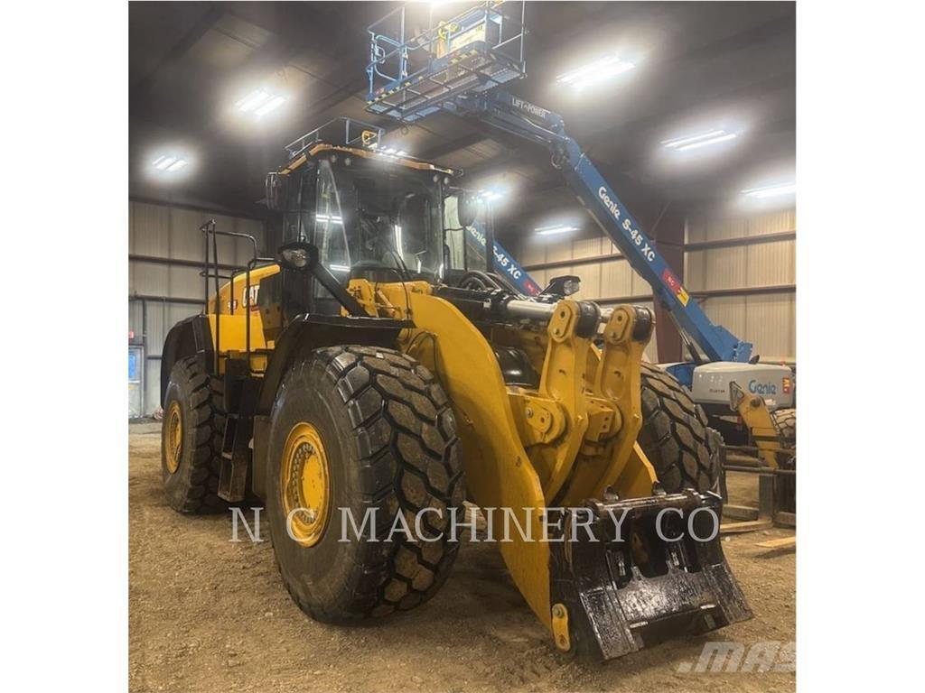 CAT 980 Kolesni nakladalci