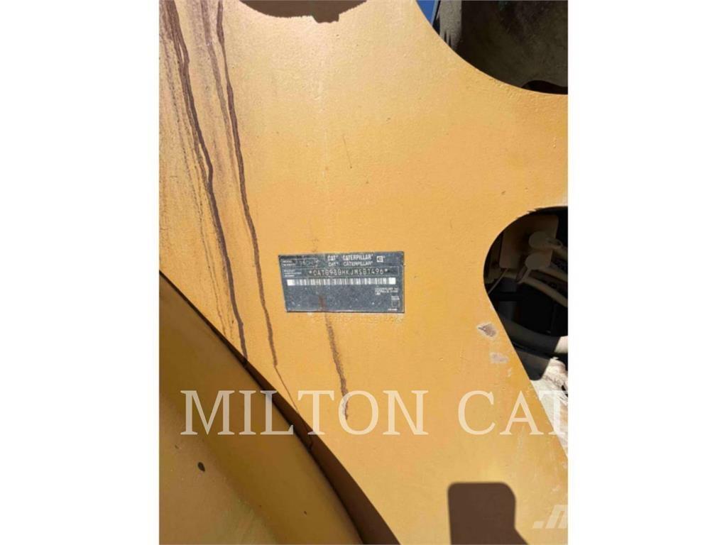 CAT 980H Kolesni nakladalci