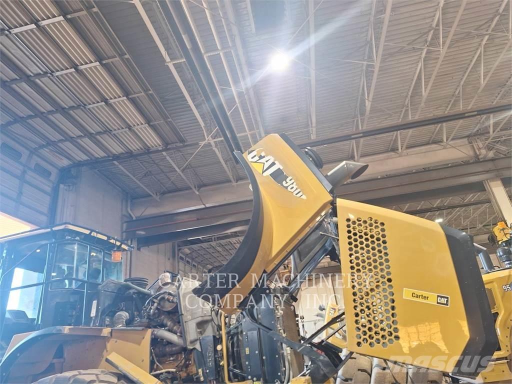 CAT 980K Kolesni nakladalci