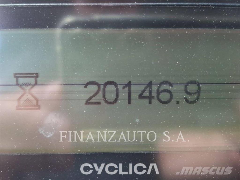 CAT 980K Kolesni nakladalci