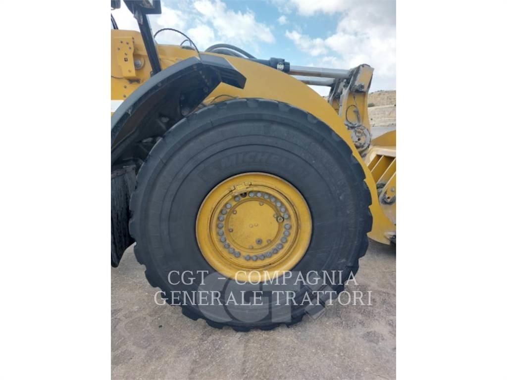 CAT 980M Kolesni nakladalci