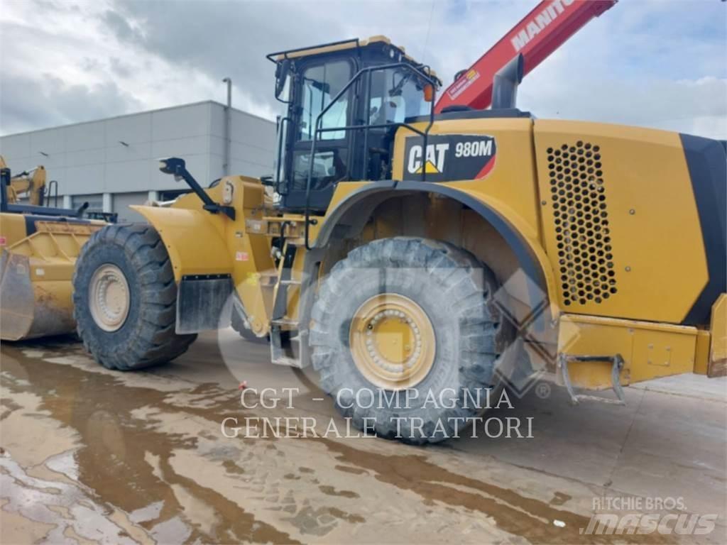 CAT 980M Kolesni nakladalci