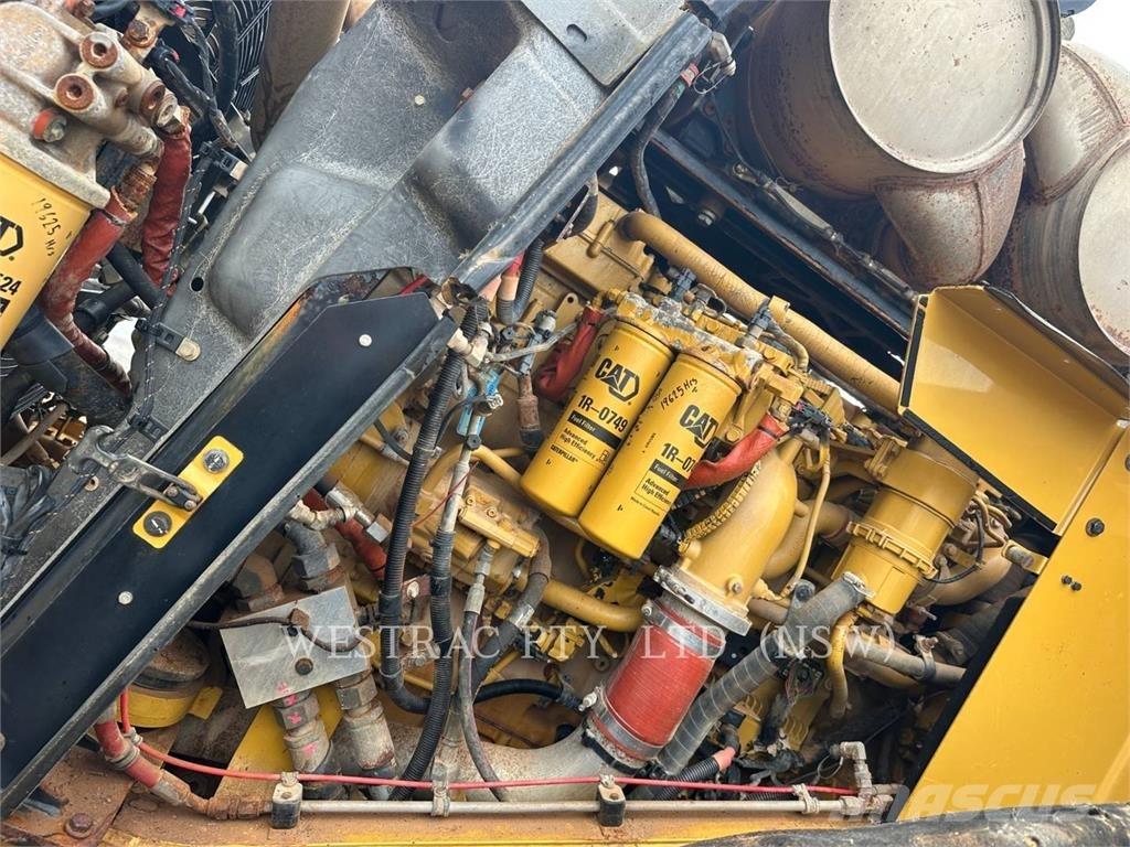 CAT 980M Kolesni nakladalci