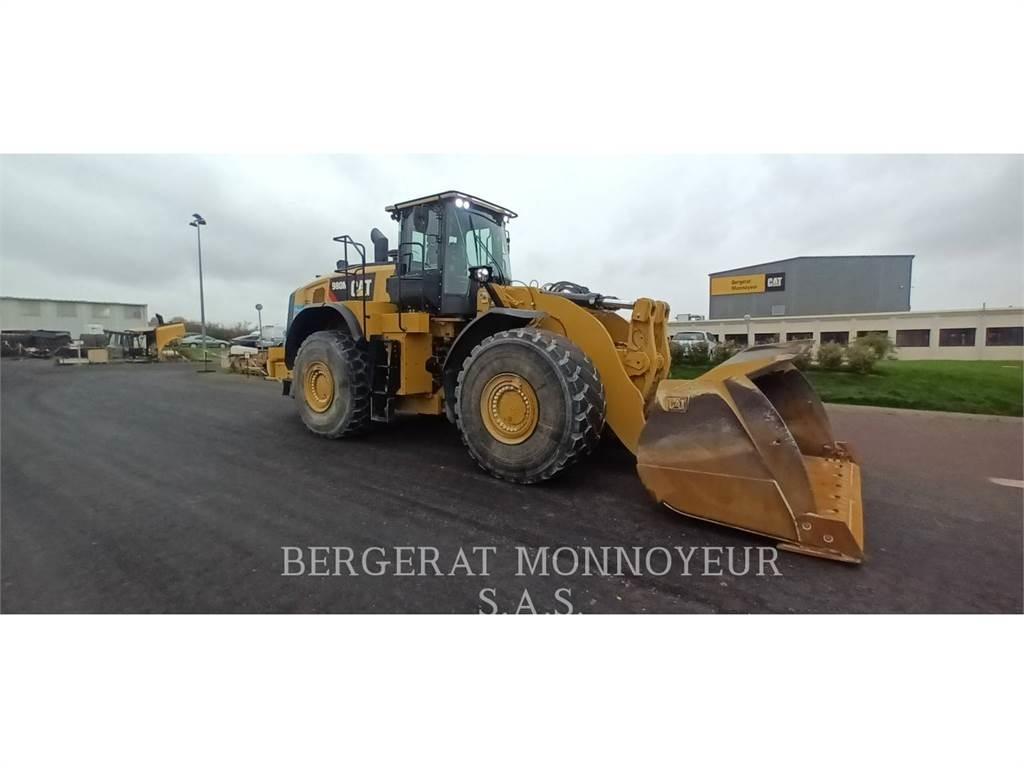 CAT 980M Kolesni nakladalci