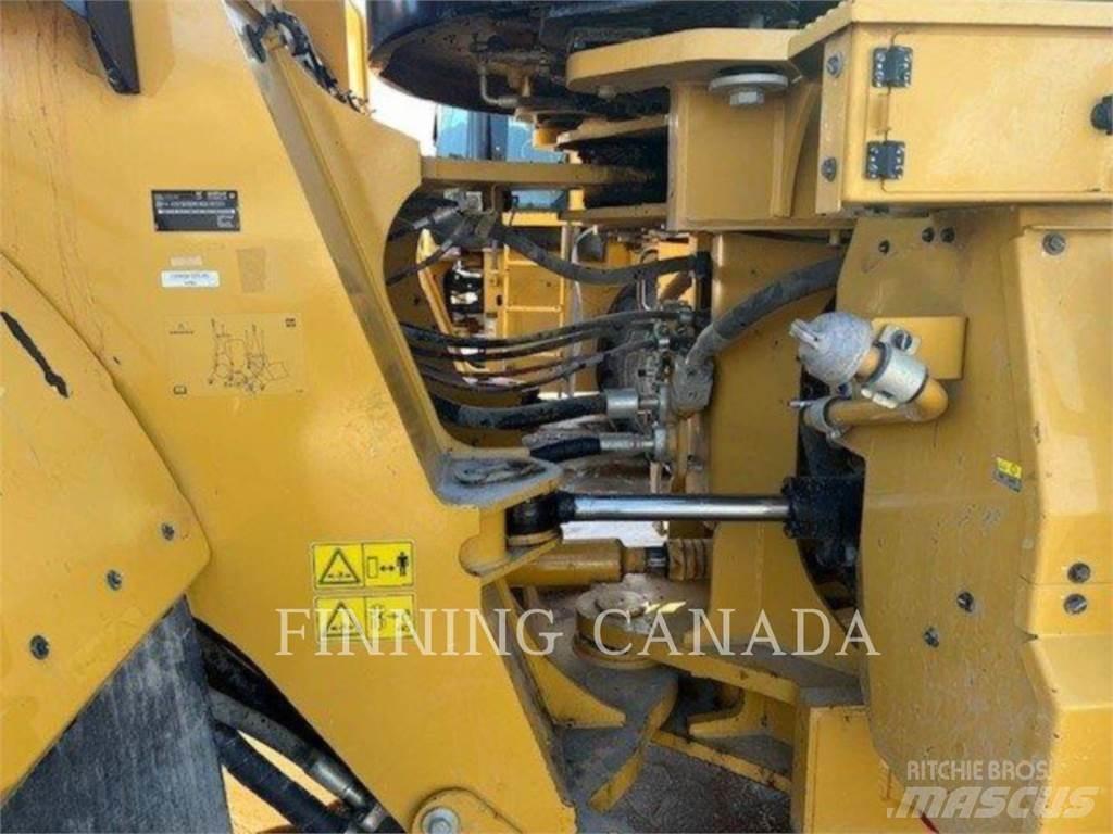 CAT 980M Kolesni nakladalci