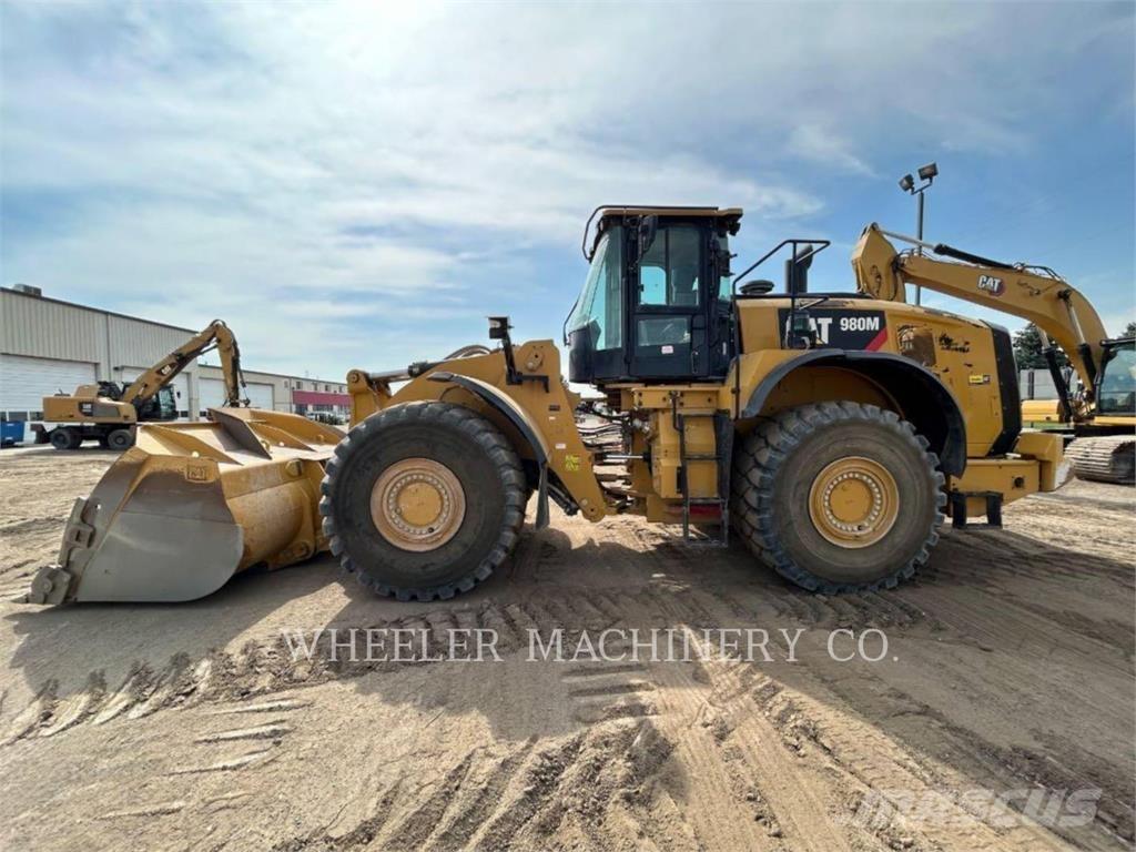 CAT 980M Kolesni nakladalci