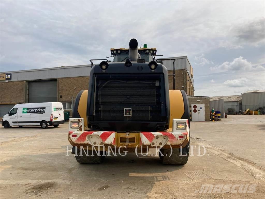CAT 980M Kolesni nakladalci