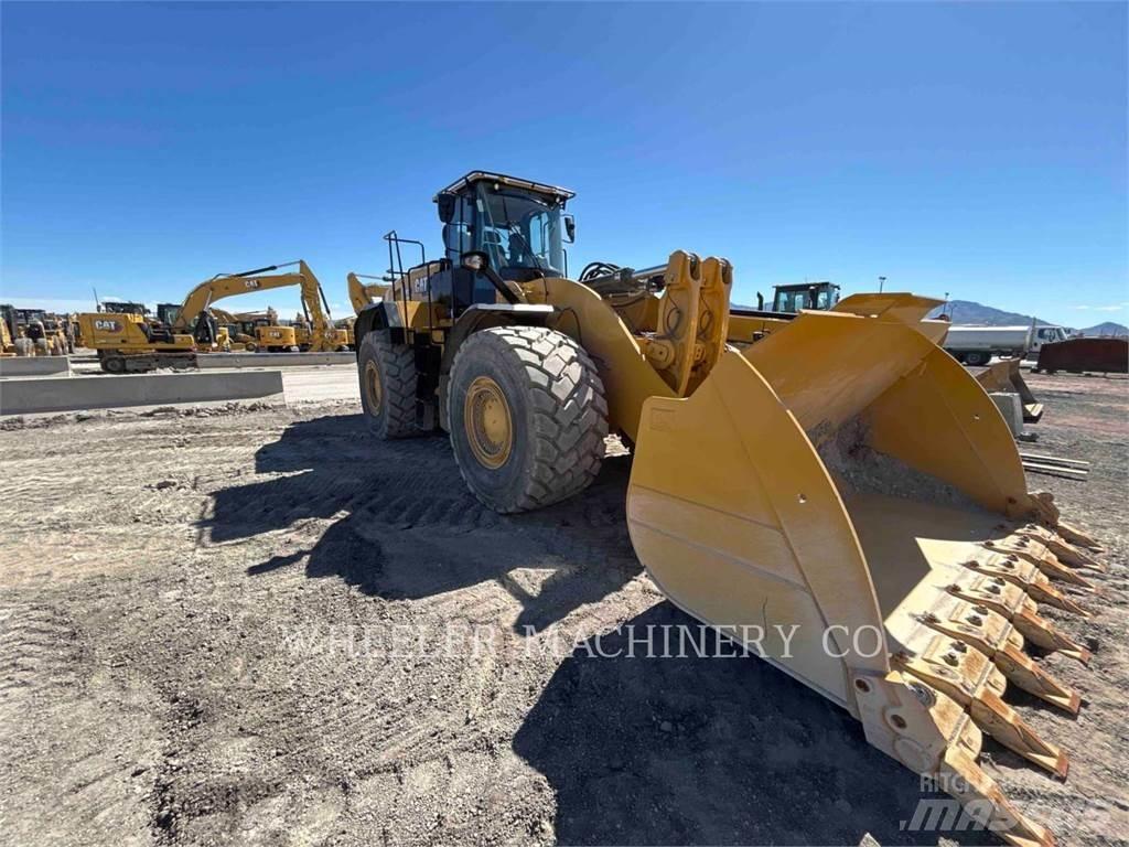 CAT 982 Kolesni nakladalci