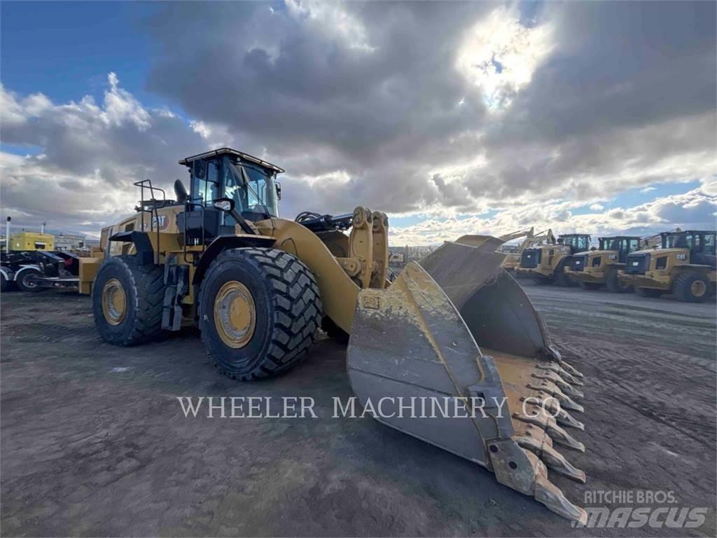 CAT 982 Kolesni nakladalci