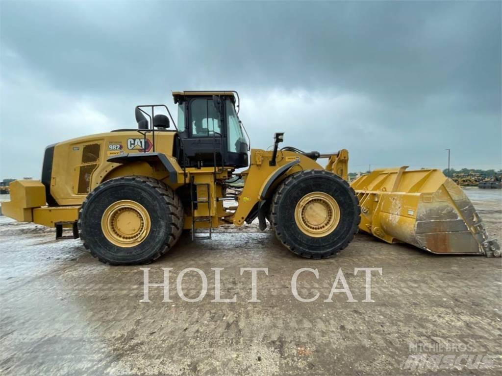 CAT 982 Kolesni nakladalci
