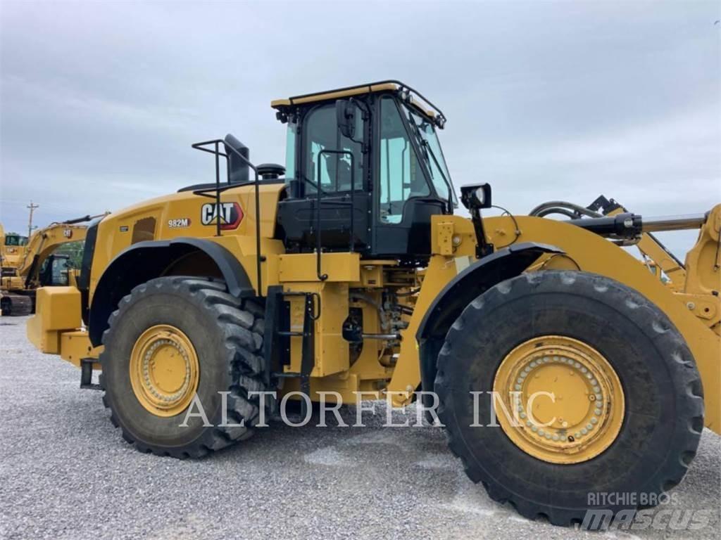 CAT 982M Kolesni nakladalci