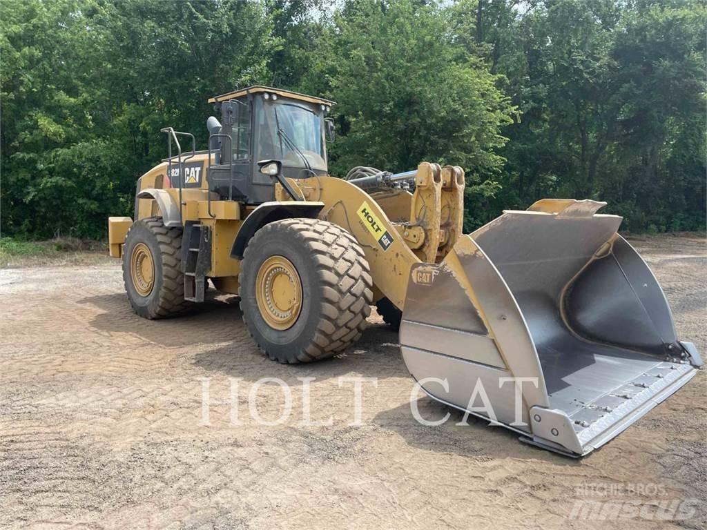 CAT 982M Kolesni nakladalci