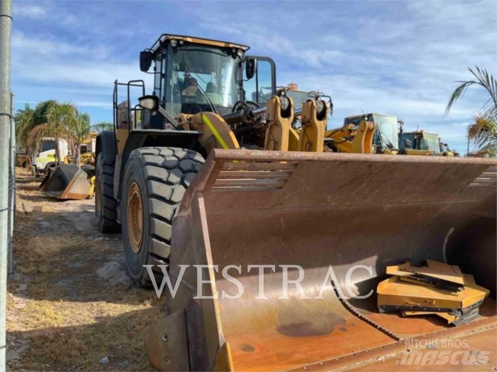 CAT 982M Kolesni nakladalci