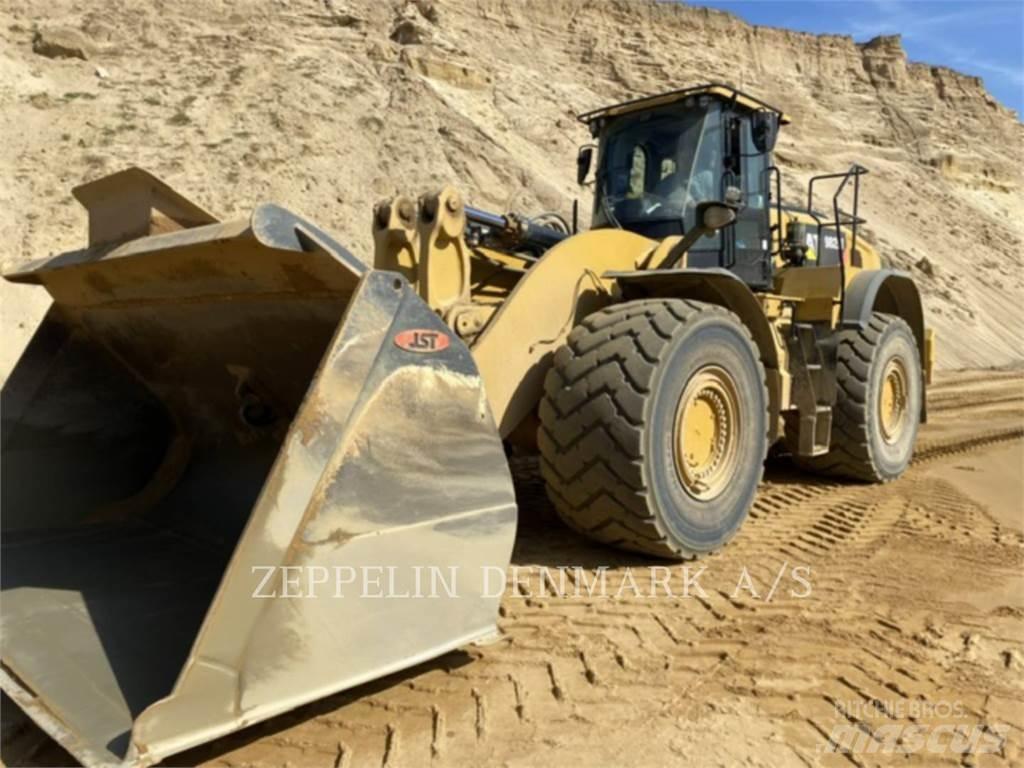 CAT 982M Kolesni nakladalci