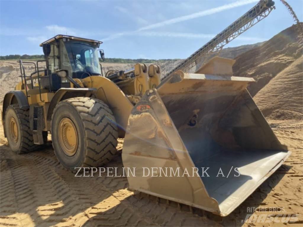 CAT 982M Kolesni nakladalci