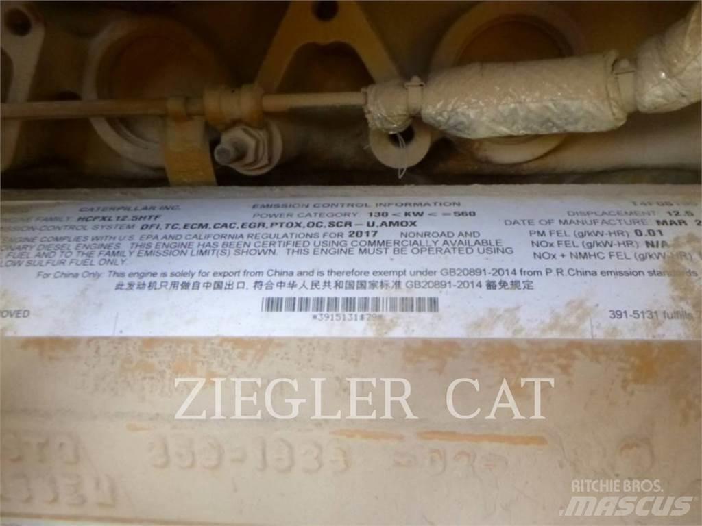 CAT 982M Kolesni nakladalci