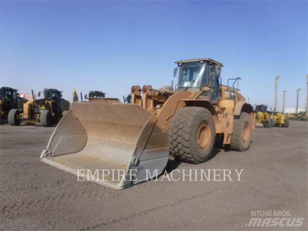 CAT 982M Kolesni nakladalci
