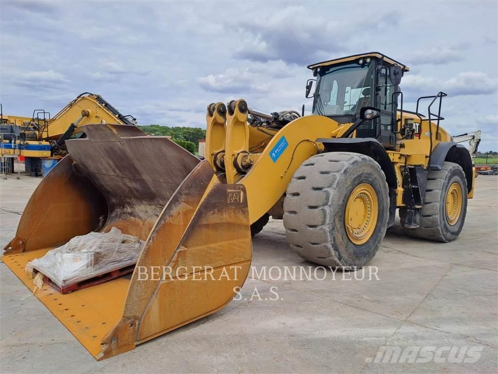 CAT 982M Kolesni nakladalci