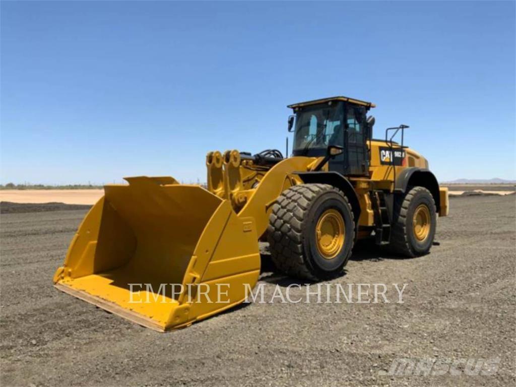 CAT 982M Kolesni nakladalci