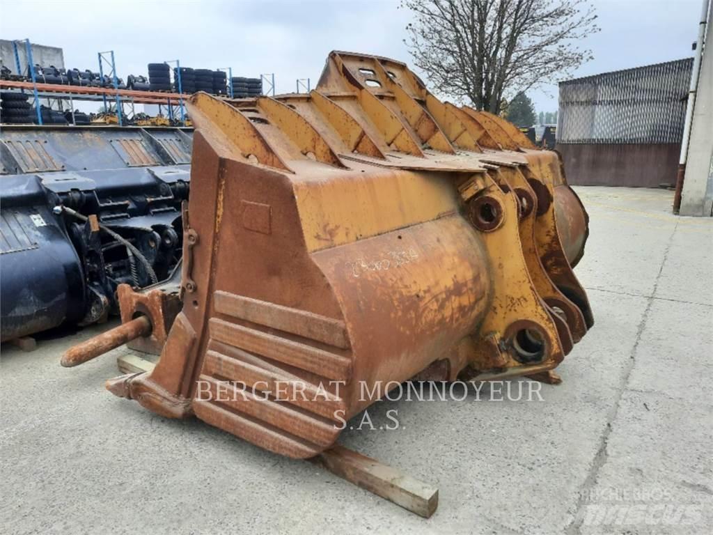 CAT 988 Žlice