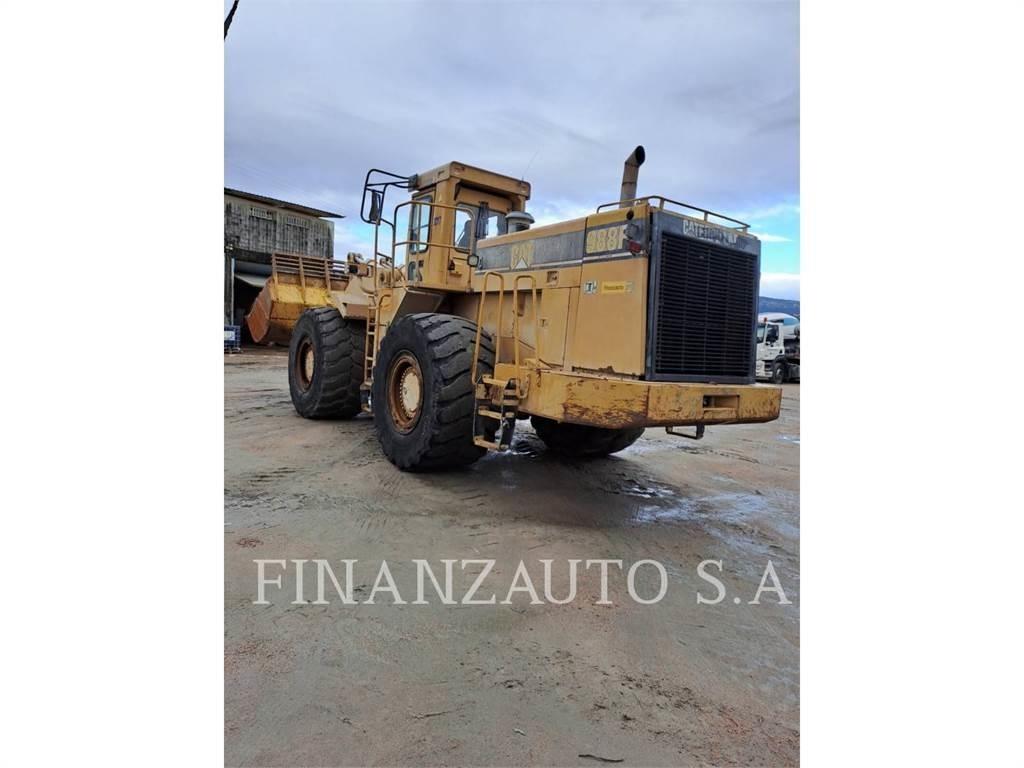 CAT 988F Kolesni nakladalci