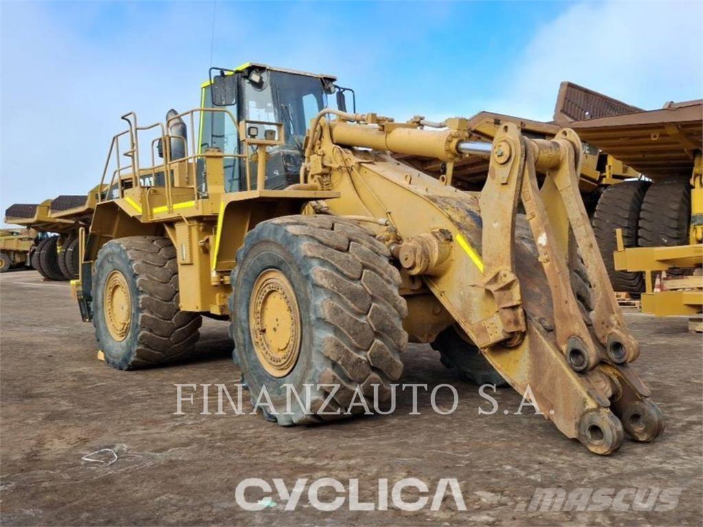 CAT 988G Kolesni nakladalci