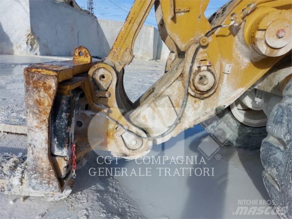CAT 988H Kolesni nakladalci