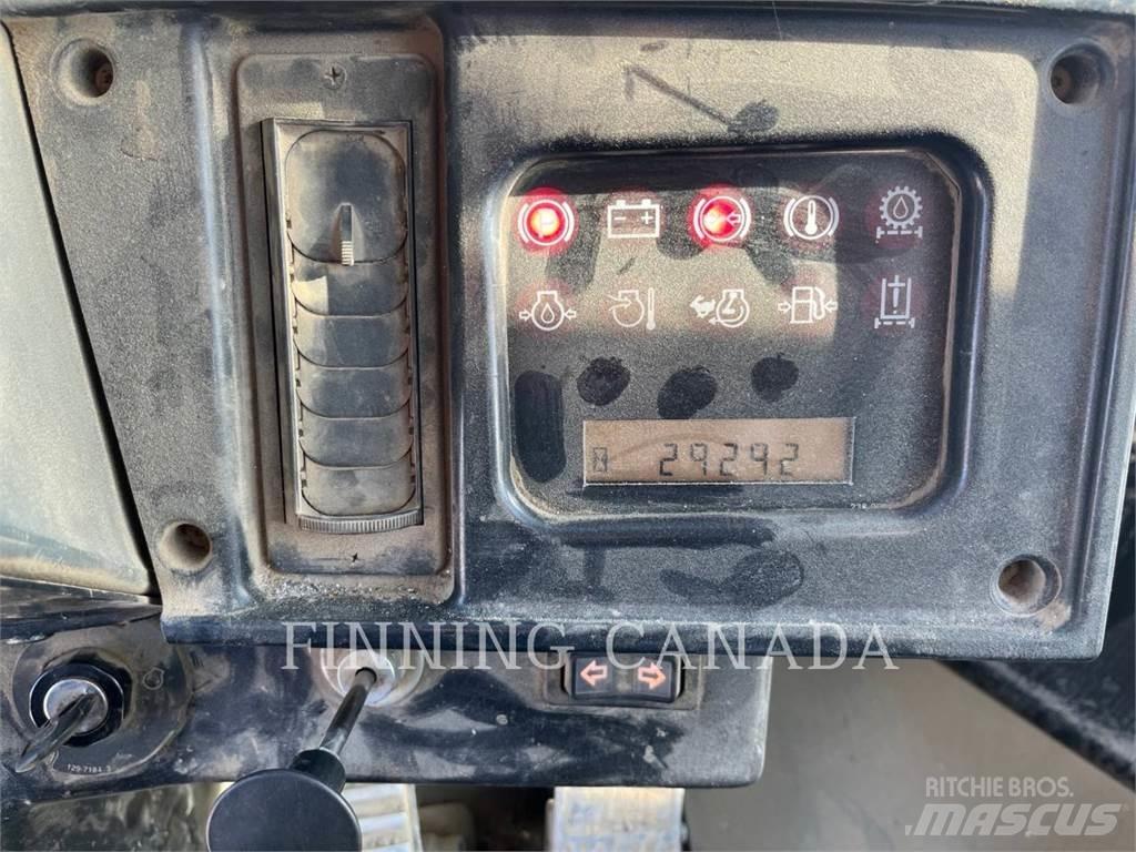 CAT 988H Kolesni nakladalci