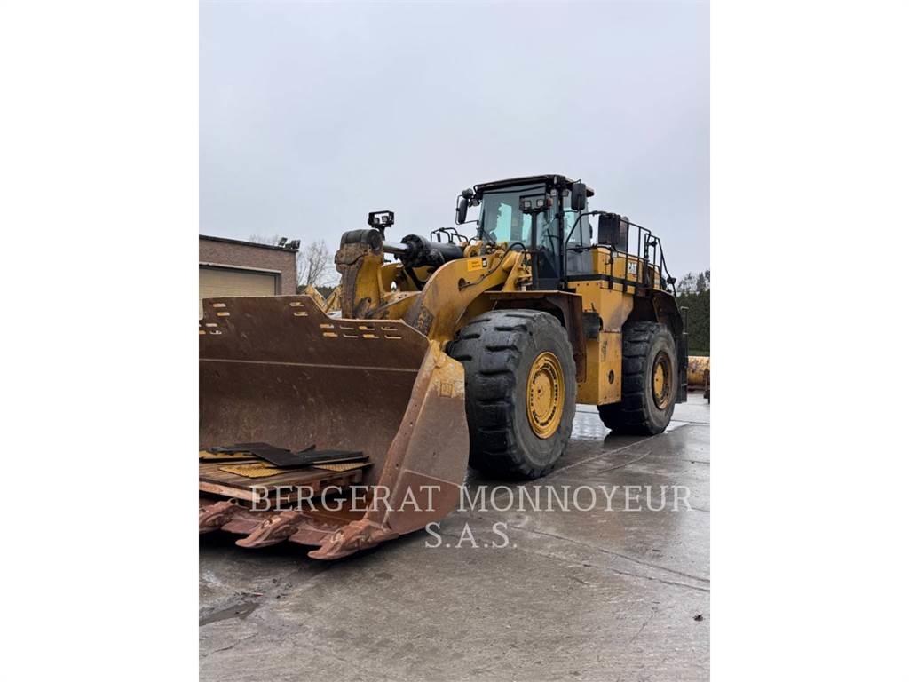CAT 988K Kolesni nakladalci