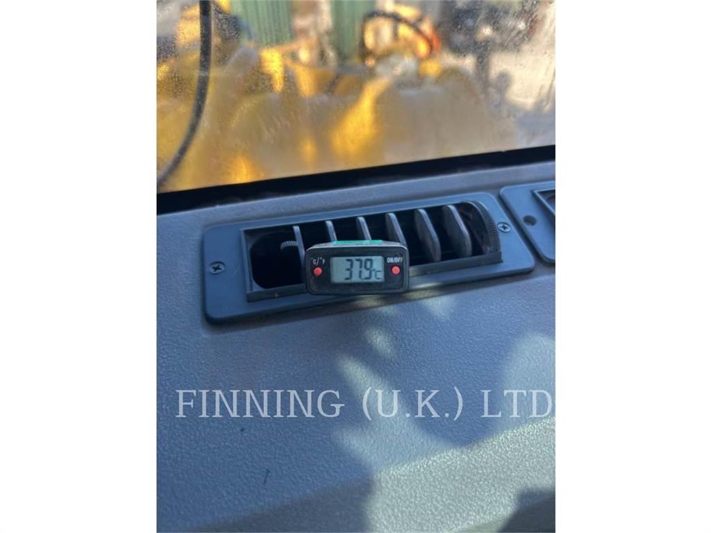 CAT 988K Kolesni nakladalci