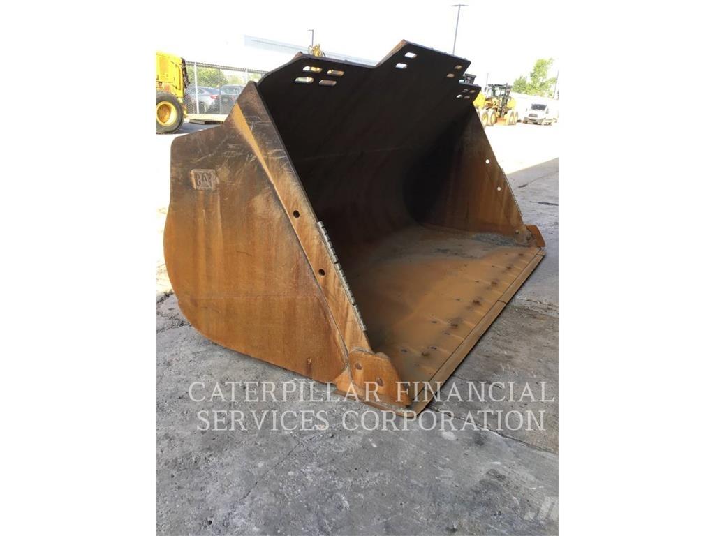 CAT 988K Kolesni nakladalci