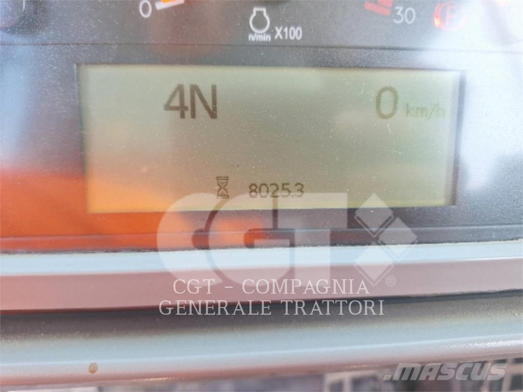 CAT 988K Kolesni nakladalci