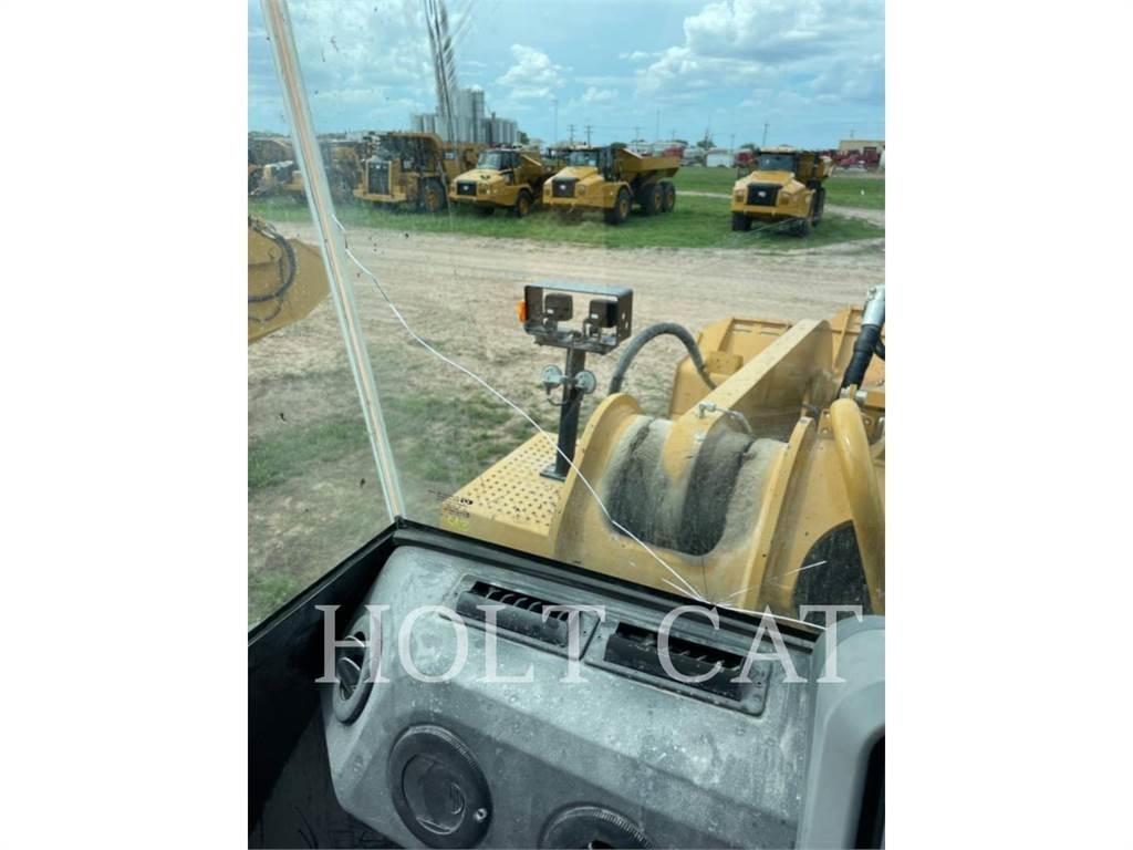 CAT 988K XE Kolesni nakladalci
