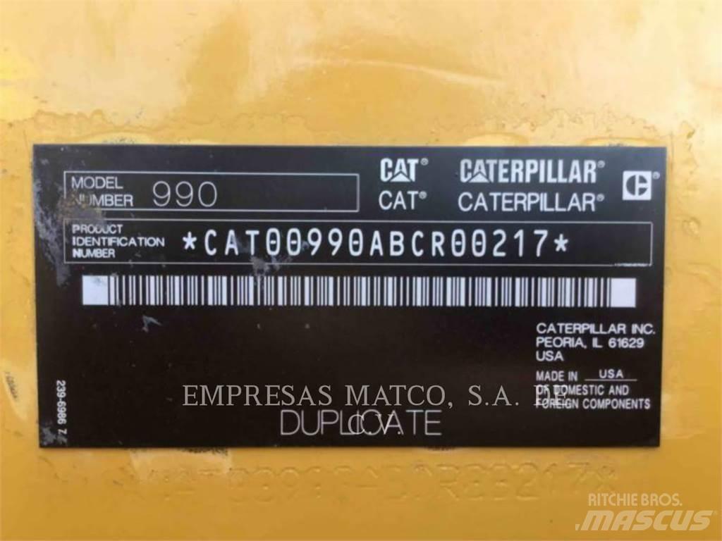CAT 990 Kolesni nakladalci